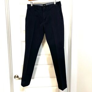 J.Crew Stretch, Straight Fit Chino Pant Size 31x32
Color: Navy